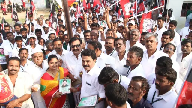 இளங்கோவன்.