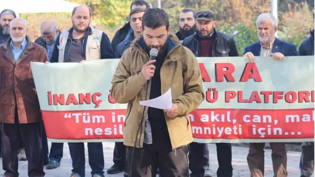 Ankara İnanç Özgürlüğü Platformu etkilinğilinde konuşma yapılıyor.