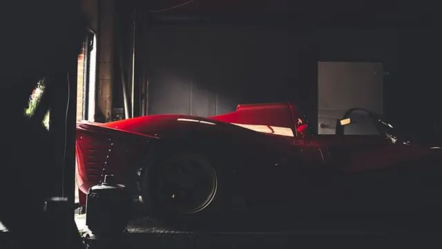 複製的法拉利 P4