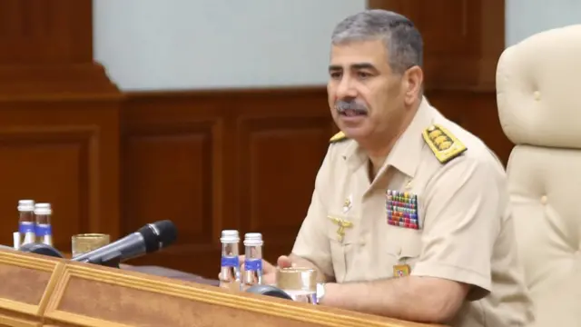 Müdafiə naziri general-polkovnik Zakir Həsənov