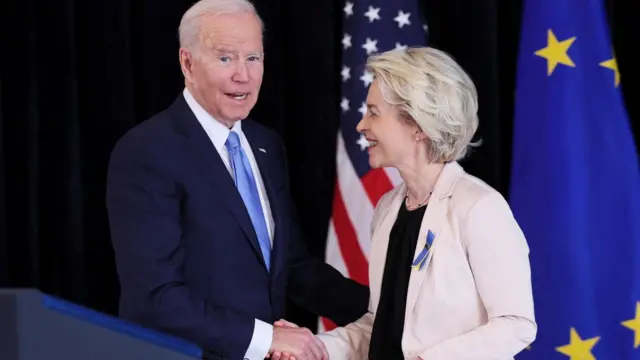 فون در لاین و بایدن