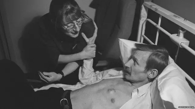 मरीज और नर्स