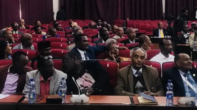 ኣኼባ ኣብይ ኣሕመድ ምስ ተቓወምቲ