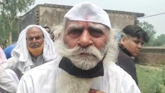 शामली में पलायन को मजबूर लोग