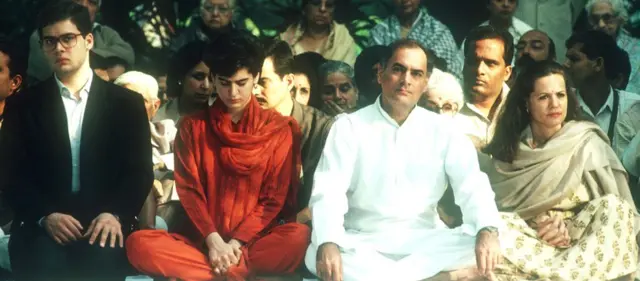 ਰਾਹੁਲ ਗਾਧੀ, ਪ੍ਰਿਅੰਕਾ ਗਾਂਧੀ, ਰਾਜੀਵ ਗਾਂਧੀ, ਸੋਨੀਆ ਗਾਂਧੀ