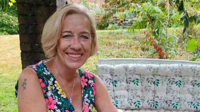 ఏంజెలా టిల్లీ