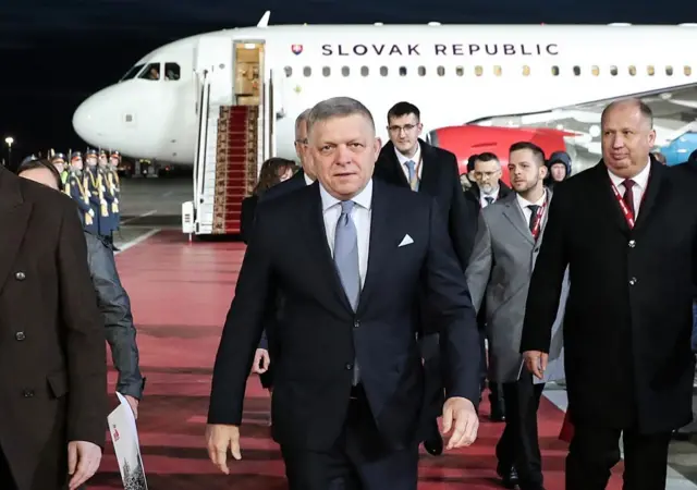 Прибуття Роберта Фіцо у Москву, щоб відвідати парад