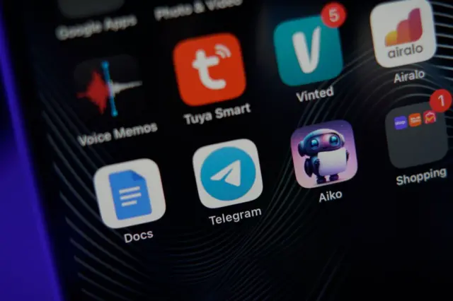 ઓનલાઇન ઠગાઈ