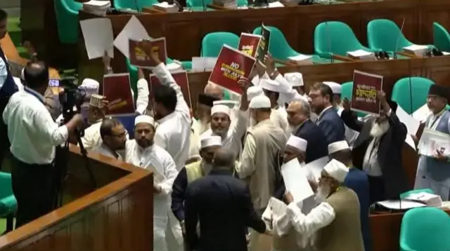 প্রতিবাদ জানানোর পর ওয়াক আউট করেন বিরোধী দলের এমপিরা