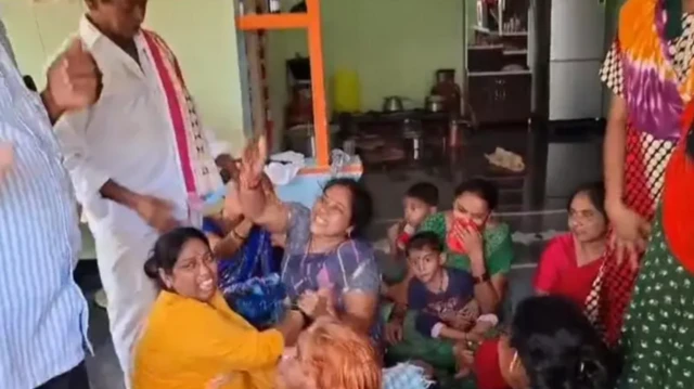 ਮੁਰਲੀ ਨਾਇਕ ਦਾ ਪਰਿਵਾਰ