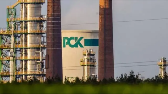 ইউরোপ ২৬ শতাংশ পরিশোধিত তেল রাশিয়া থেকে নেয়।