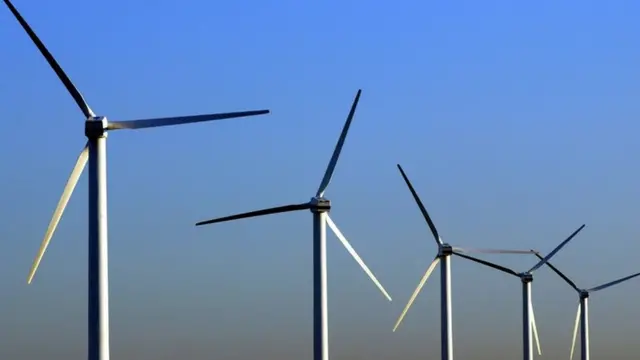 ပြန်လည် အသုံးချနိုင်စွမ်း ရှိတဲ့ စွမ်းအင်