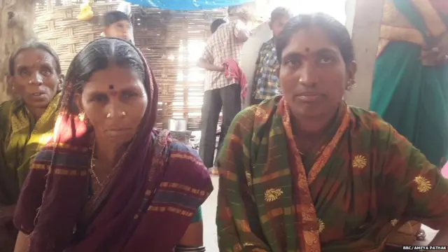 दूल्हा और दुल्हन की माएं