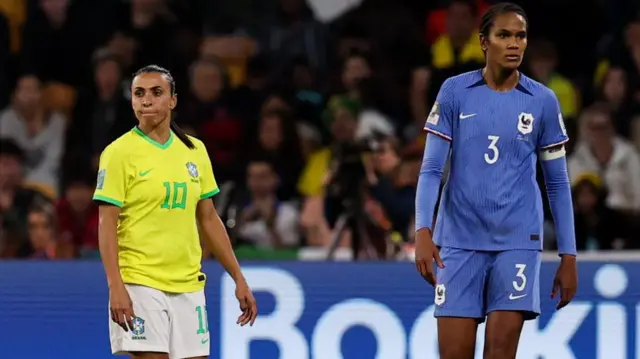 مارتا در بازی مقابل فرانسه در بریزبین بیست و دومین حضورش در جام جهانی زنان را تجربه کرد