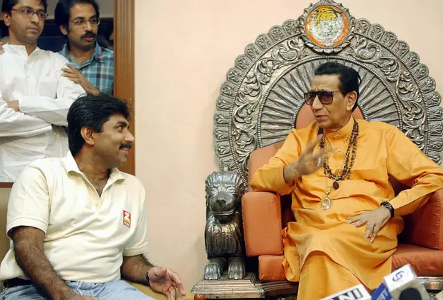 जावेद मियांदाद आणि बाळासाहेब ठाकरे