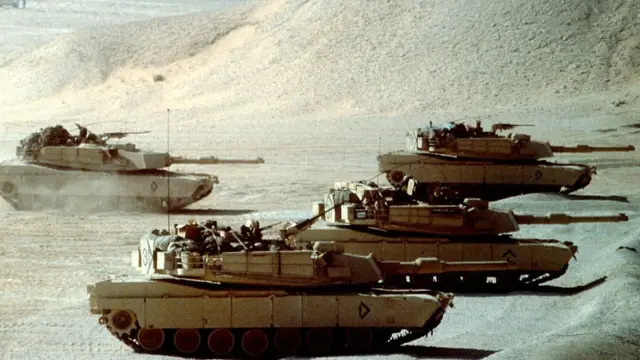 Американские танки M-1A1 Abrams во время войны в Персидском заливе