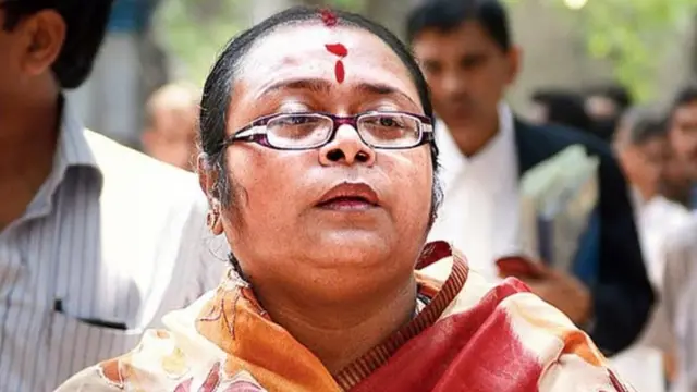 सोनाली गुहा