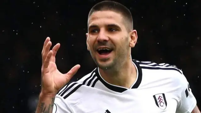 Mshambuliaji Mserbia Aleksandar Mitrovic