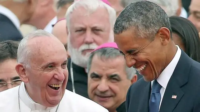 Papa Franja sa nekadašnim američkim predsednikom Barakom Obamom tokom posete Vašingtonu 2015. godine