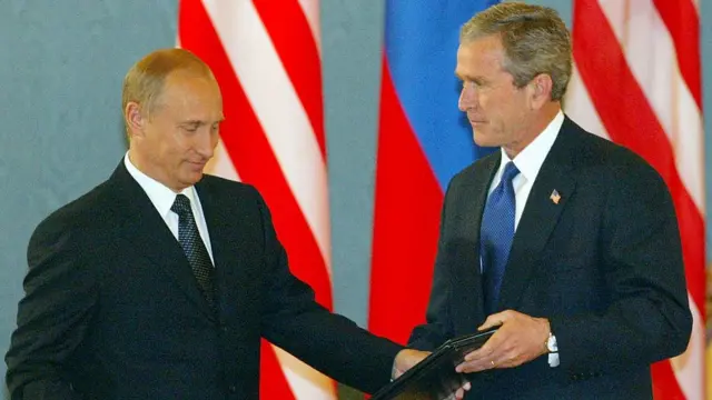 पुतिन और बुश