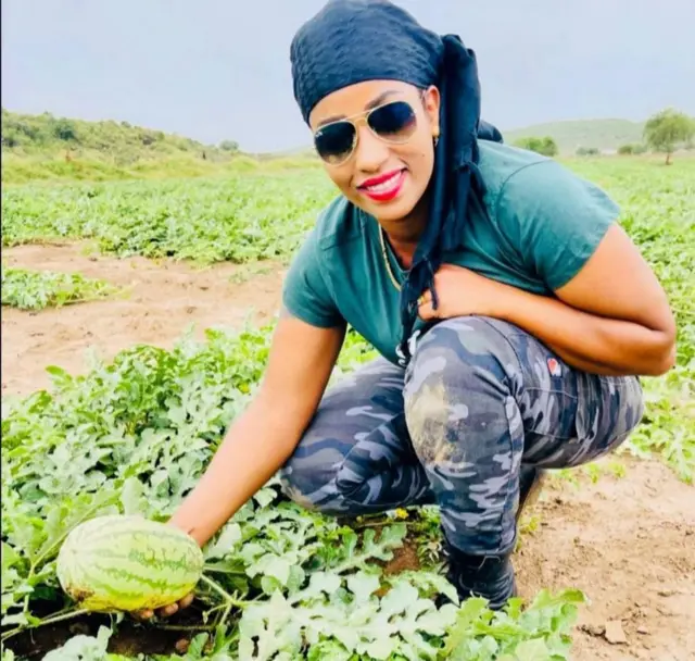 Barakat Worquu obruu keessa