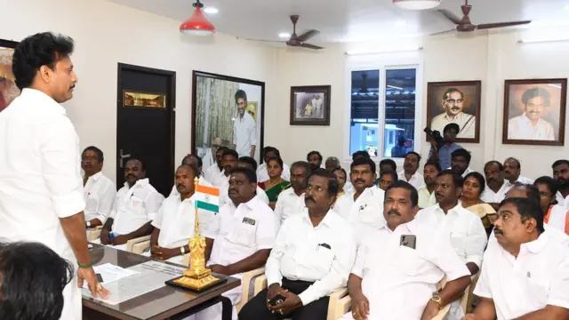 அன்பில் மகேஷ் பொய்யாமொழி