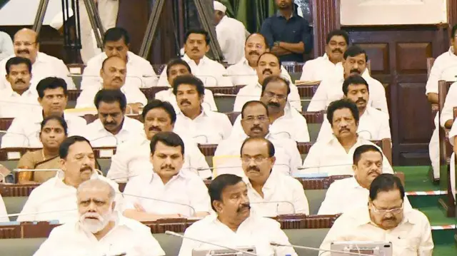 12 மணி நேர வேலை, சட்டம், தமிழ்நாடு, சட்டப்பேரவை