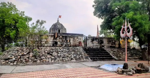 भटाळातील भवानी मंदिर