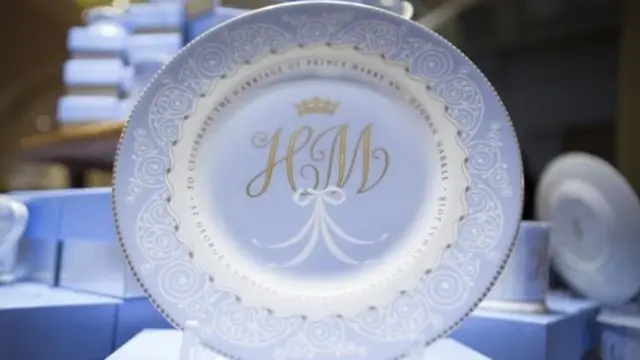 بشقاب عروسی با حروف اول اسم عروس و داماد