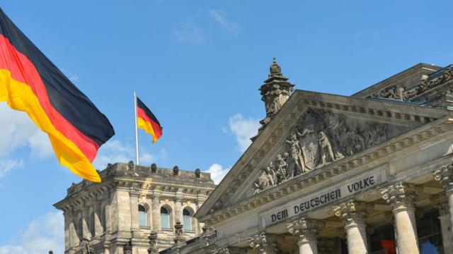 El edificio del Parlamento alemán en Berlín