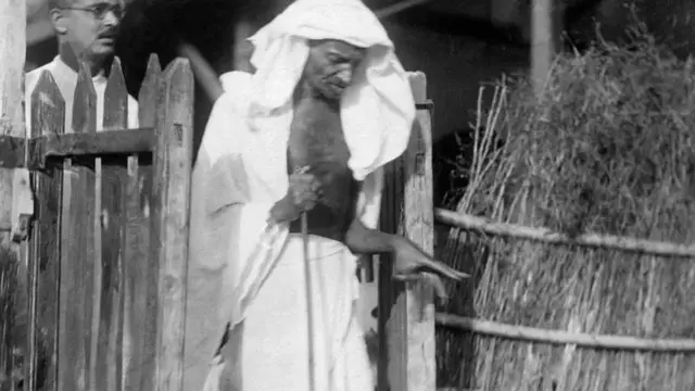 Gandhi 
