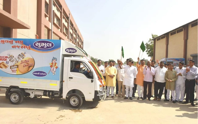 સુમુલ ડેરીના સંચાલકો પર ગેરરીતિના આરોપ