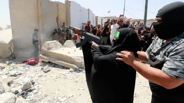 Сторонники Муктады ас-Садра