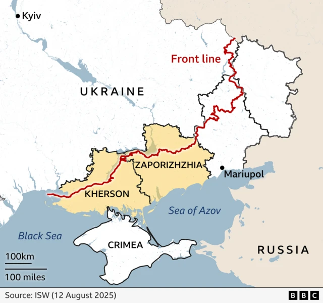 Map highlighting Zaporizhzhia and Kherson areas in yellow. The front line between Ukrainian and Russian forces is marked in red. Key locations labelled include Kyiv, Mariupol, Crimea, the Black Sea, and the Sea of Azov. Source: ISW, dated 12 August 2025.