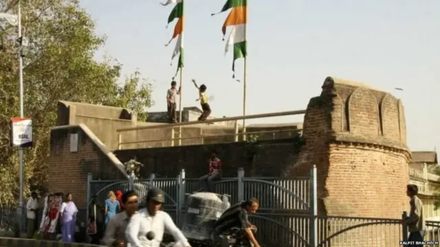 मनेक बुर्ज-अहमदाबाद