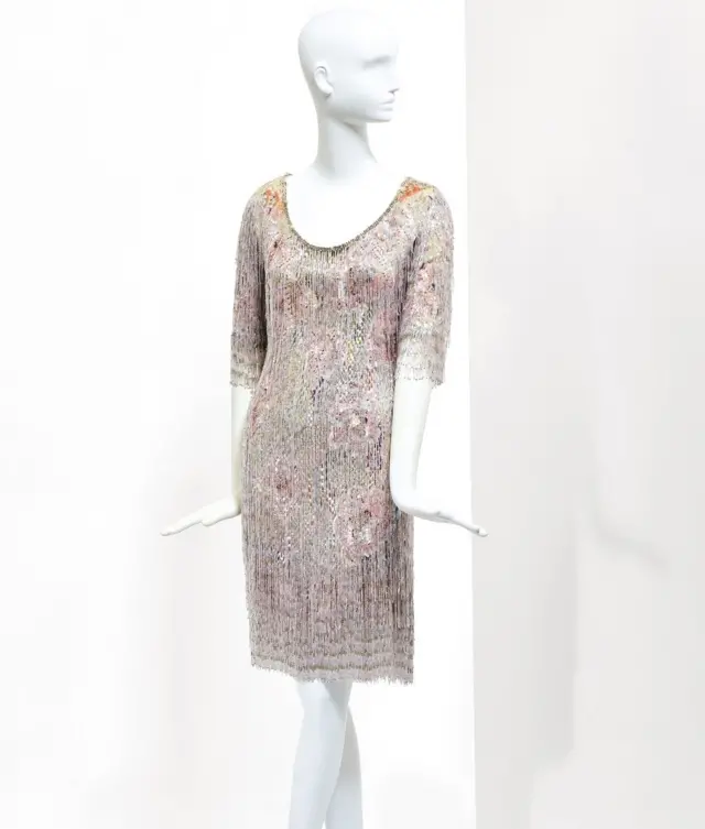 Міні-сукня з бісеру, в якій Деньов вперше зустріла режисера Альфреда Хічкока у 1969 році