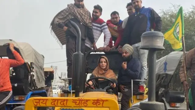 Sonia Mann ta na tura tarakta