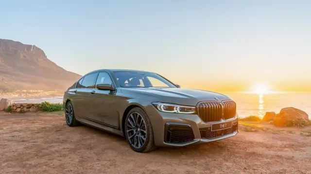 تنها دوازده دستگاه از مدل ویژه ب‌ام‌و با موتور دوازده سیلندر ساخته خواهد شد