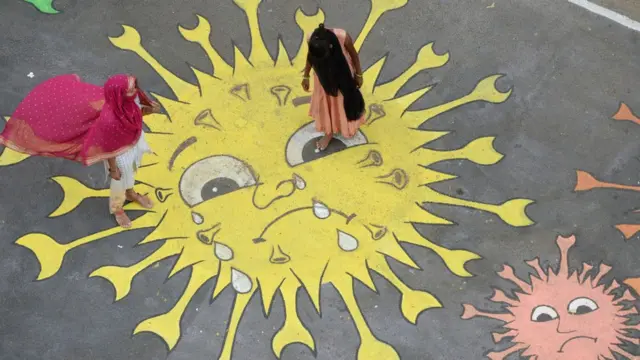 கொரோனா பாதித்த நபர்களின் எண்ணிக்கை 1075 ஆக உயர்வு