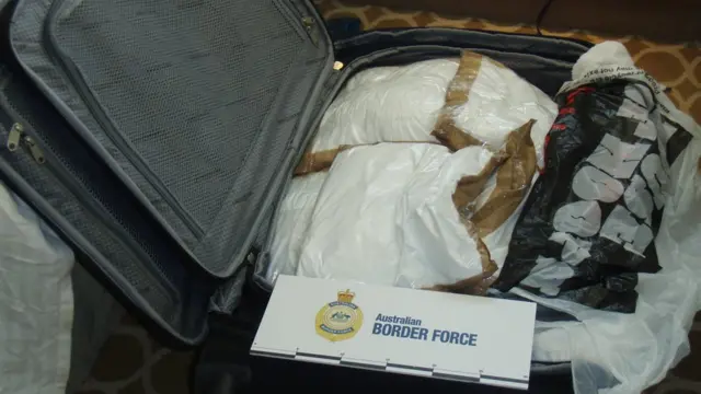 Кокаин в чемодане