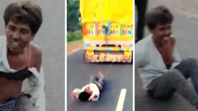 ਪੁਲਿਸ ਨੇ ਪਿਕਅੱਪ ਵੈਨ ਆਪਣੇ ਕਬਜ਼ੇ ਵਿੱਚ ਲੈ ਲਈ ਹੈ।