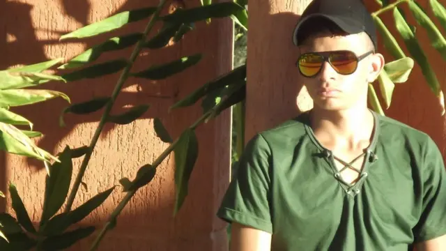 Samuel em foto antes do acidente