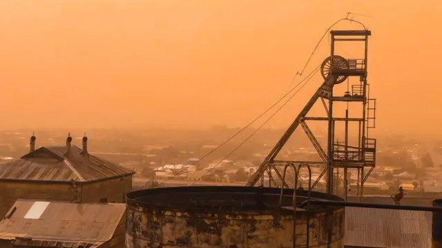 Пилова буря в Австралії