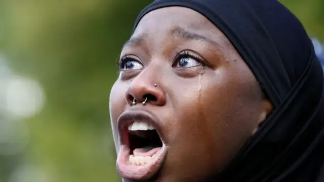 Umugore mu myigaragambyo