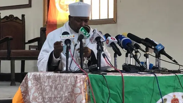 በቀሲስ በላይ መኮንን እና በቅዱስ ሲኖዶስ መካከል የነበረው የዕርቅ ሂደት መጠናቀቁ ተገለጸ