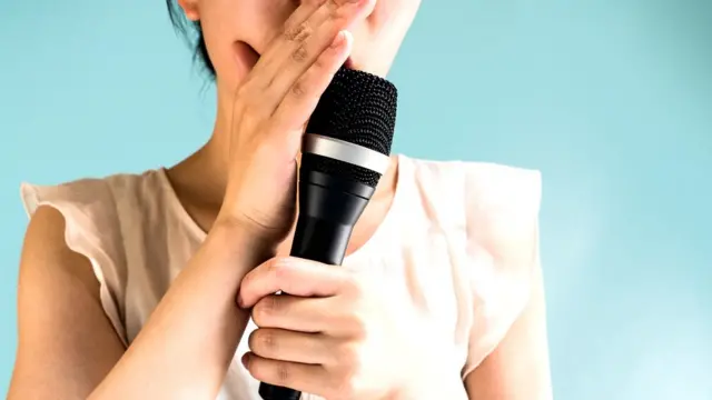 Не можете прекратить говорить "ну типа..."?