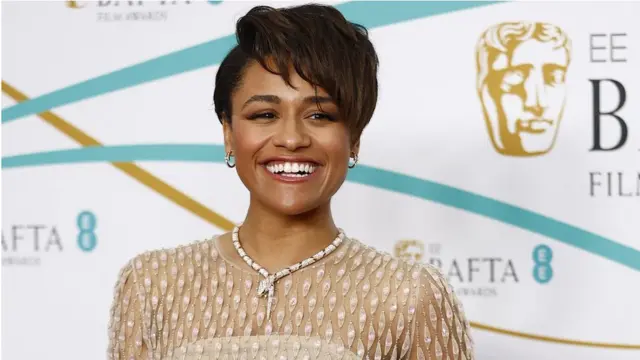 أريانا ديبوز