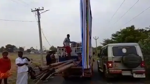 அரசியல் பேனர்