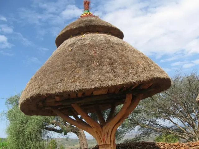 Mana aadaa Saba Koonsoo