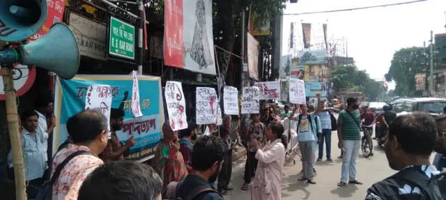 মুখ্যমন্ত্রীর পদত্যাগ দাবি করে কলকাতার শ্যামবাজারে একটি বিক্ষোভ কর্মসূচি। 